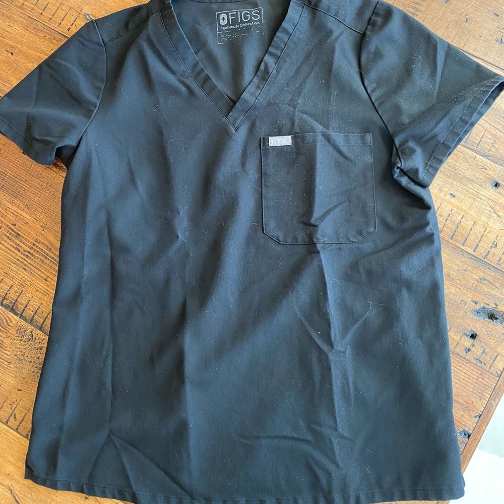 Figs Catarina One-Pocket Scrub Top- Black, Medium